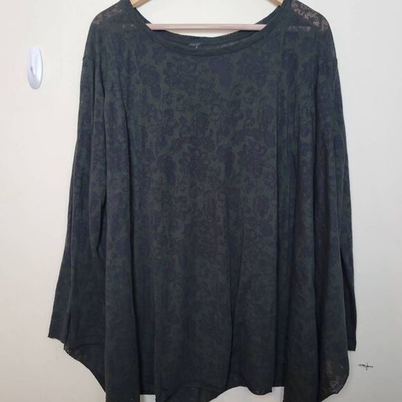 Peruvian Connection Medium Green Black Night Blossom Tee Oversized Long Sleeve - Picture 1 of 6